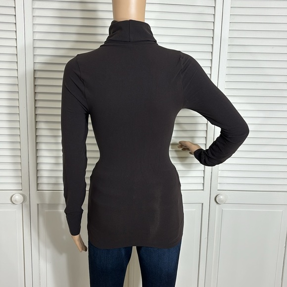 Spanx On Top & In Control Turtleneck Top in Brown XL - Picture 8 of 10